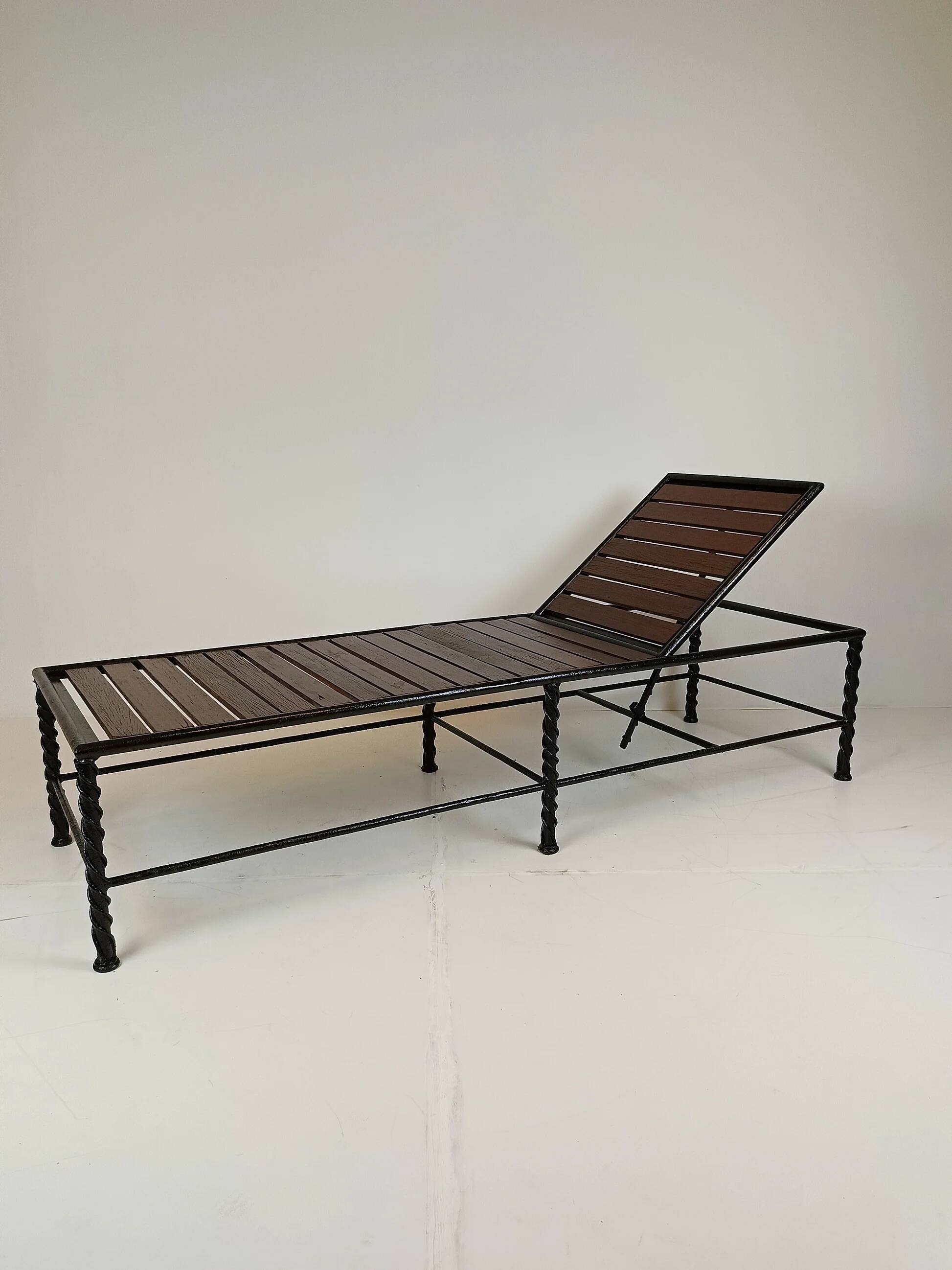Classic Italian daybed (1)