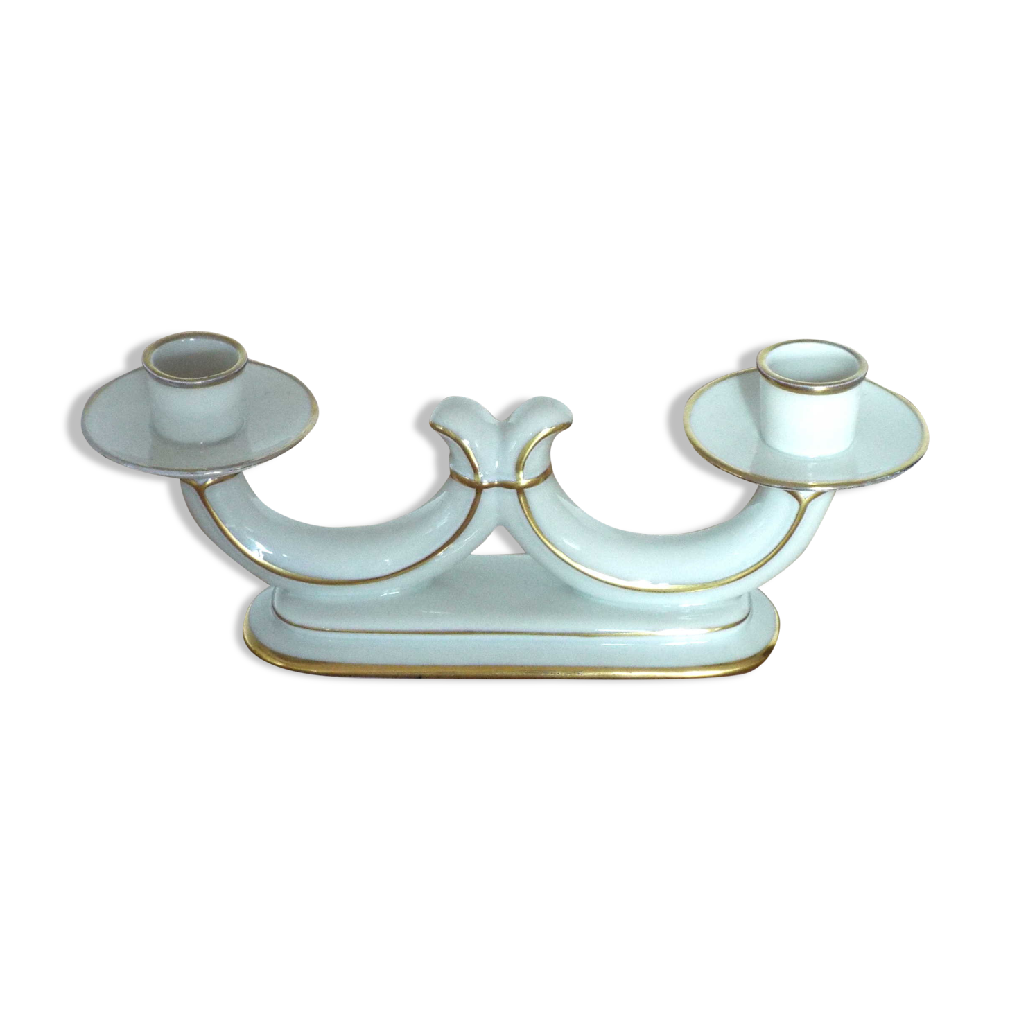 Porcelain candle holder