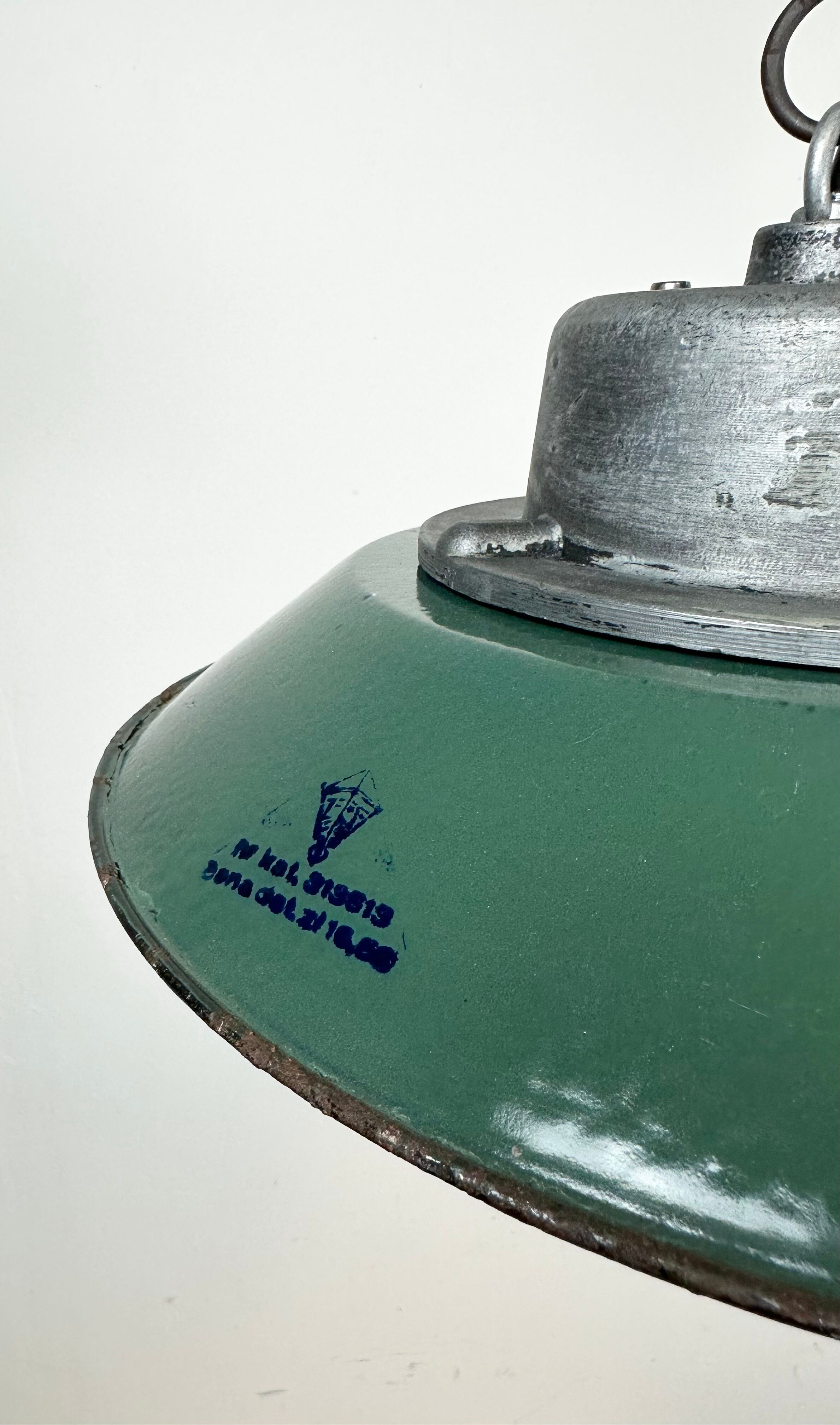 Green enamel and cast iron industrial pendant light, 1960s