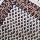 Tapis vintage indien Seraband fait main en laine – 89 x 160 cm – 1970s