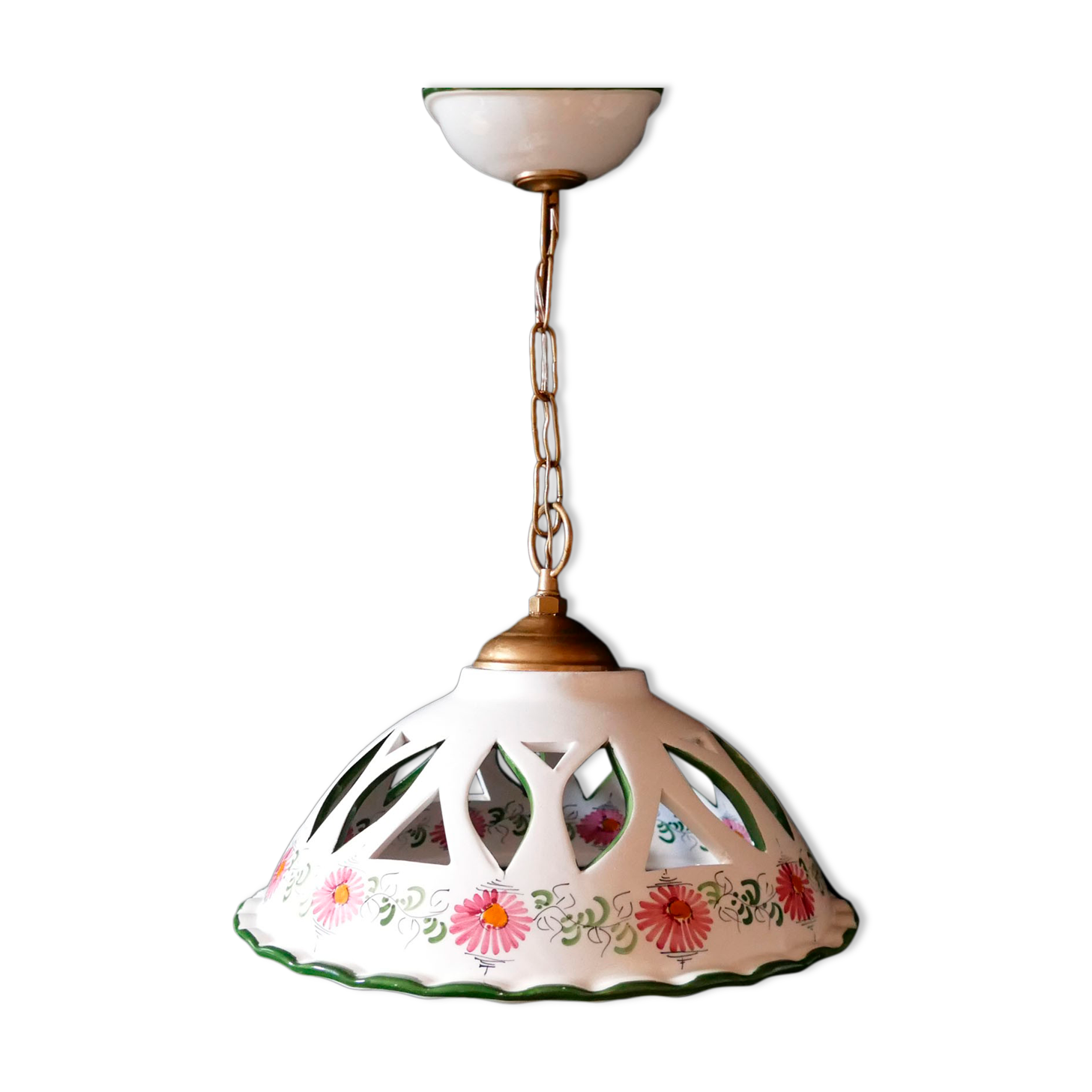 Enamelled metal luminaire suspension