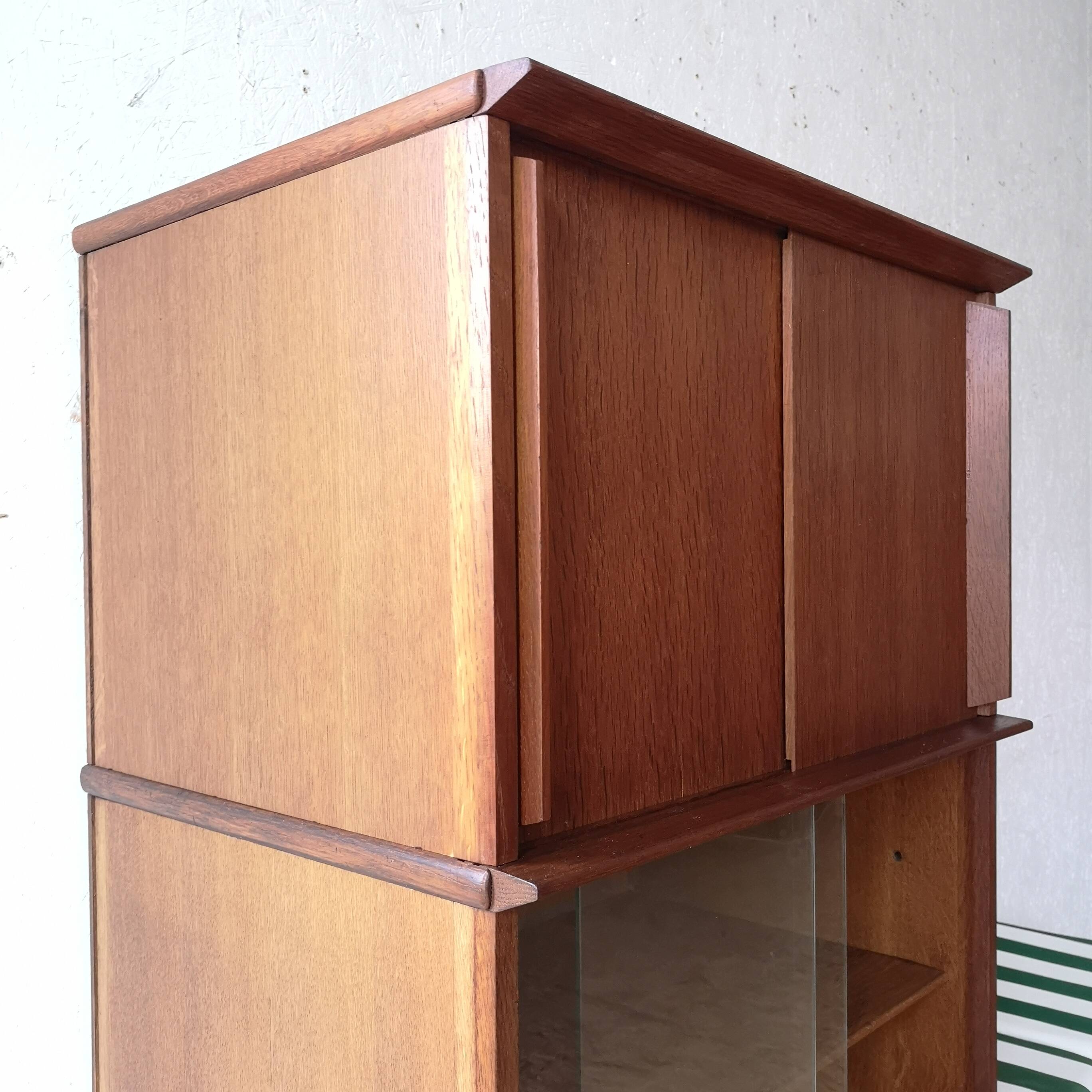 Asymmetrical Oscar furniture from the 60s/70s.