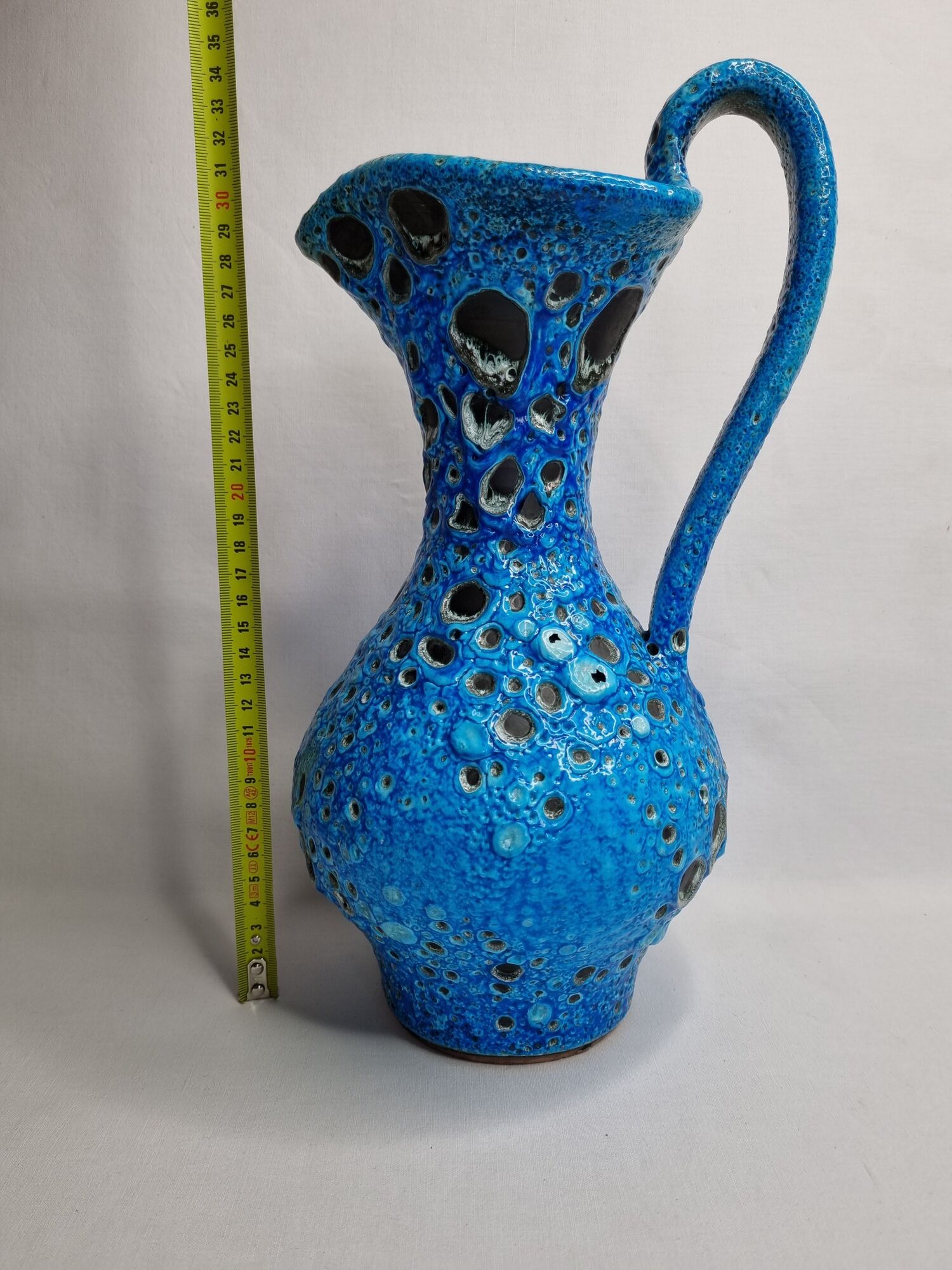 Mud amphora fat lava sea foam, Vallauris, vintage, 35 cm