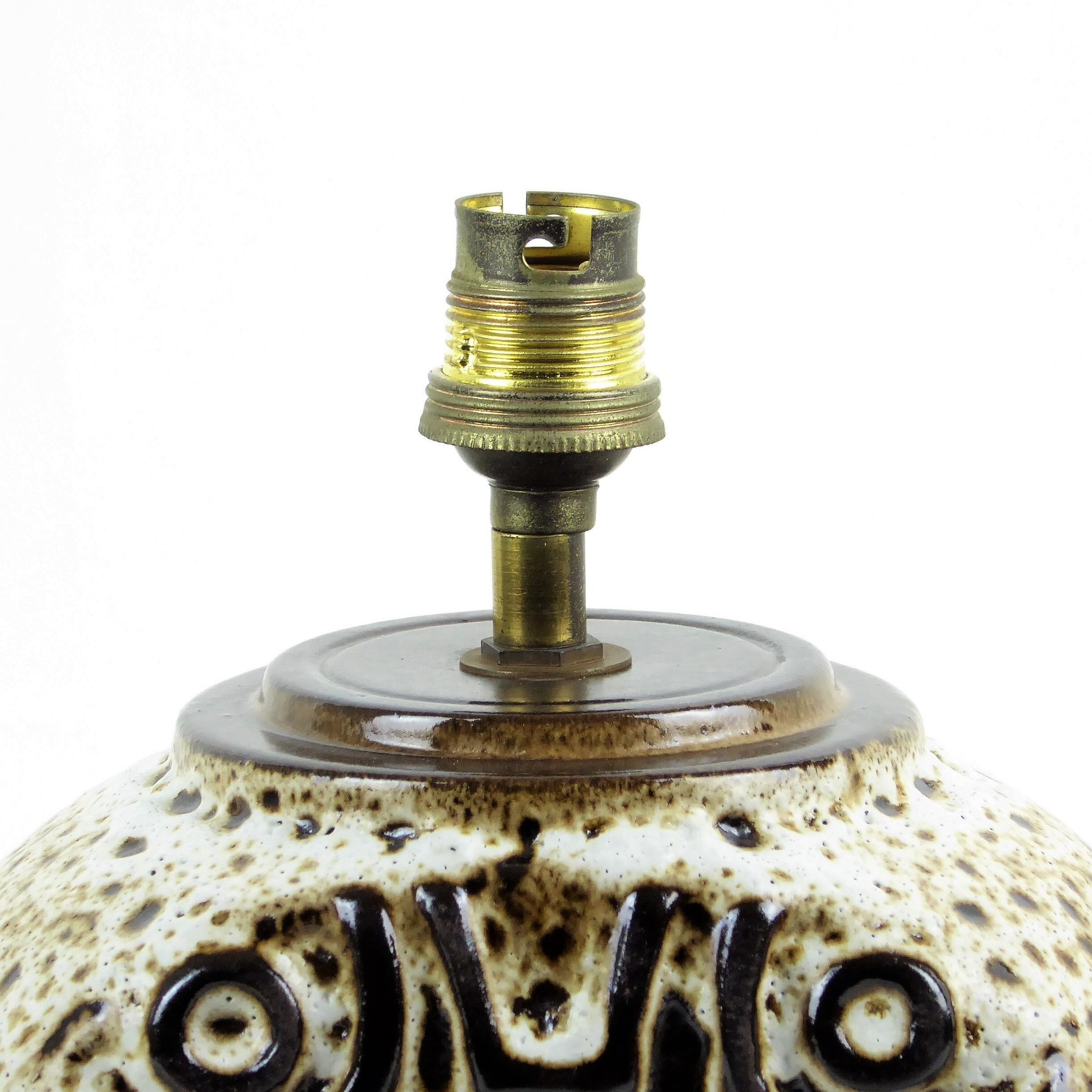 Vintage ceramic lamp 1970