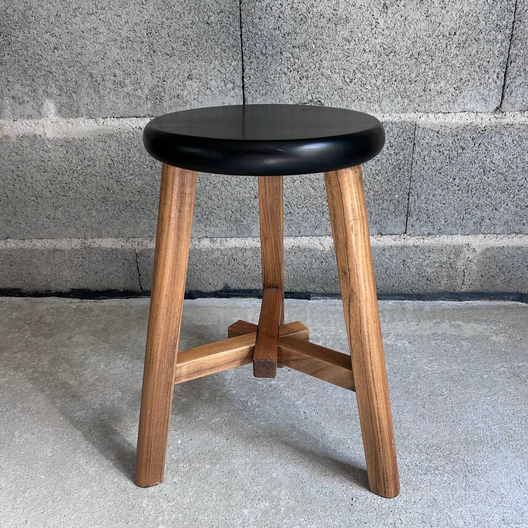 Tabouret tripode AMPM
