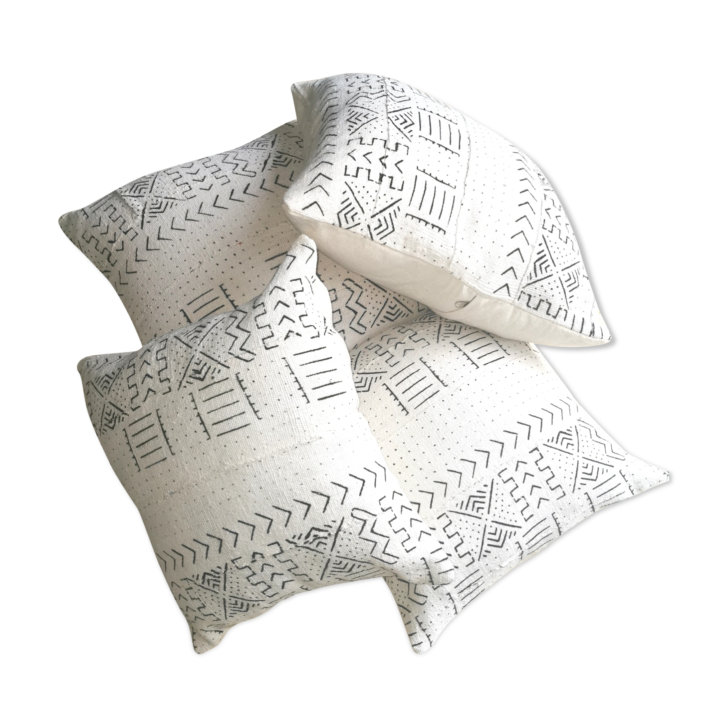 Lot of 4 bogolan cushions