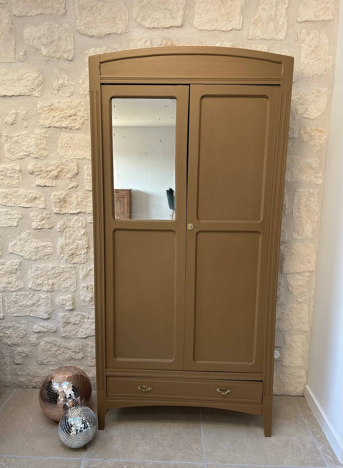 Armoire Parisienne