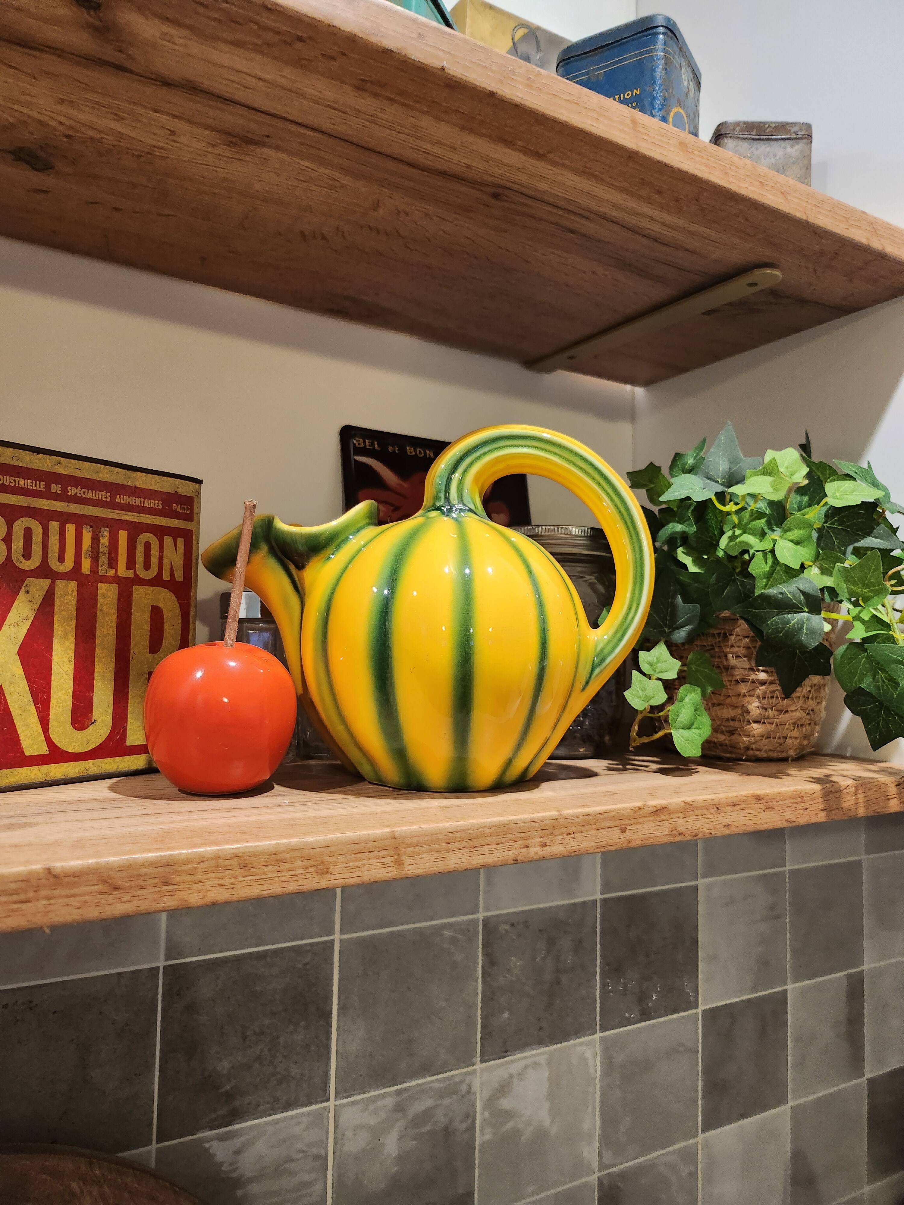 Longchamp ceramic jug