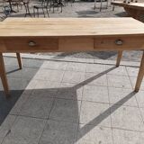 Drawers table