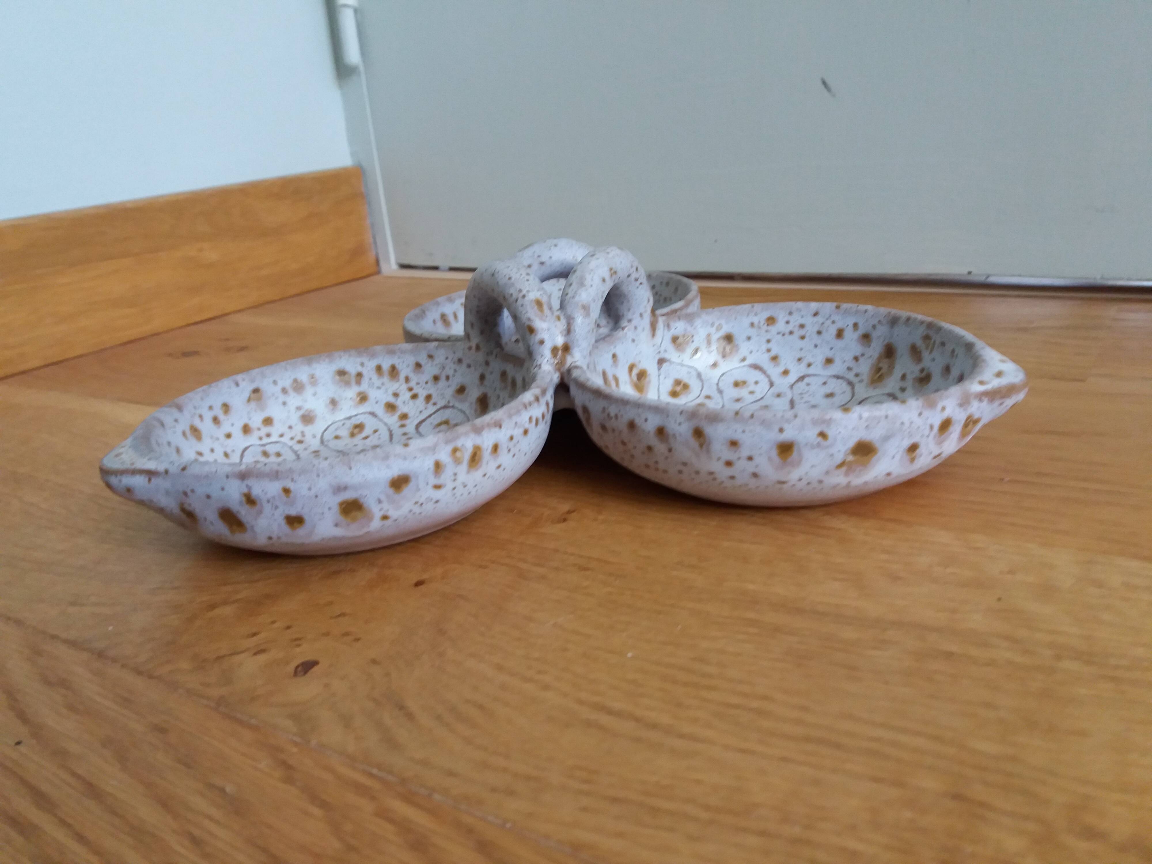 Empty pocket aperitif dish signed Jean Austruy