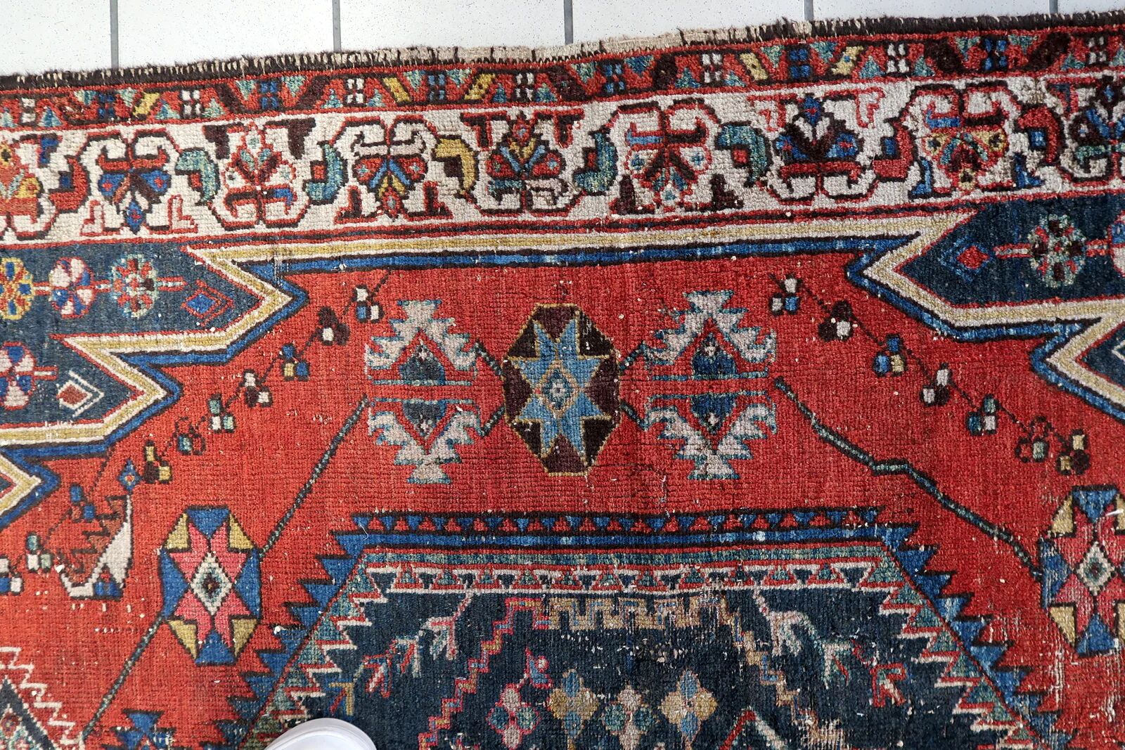 Antique 1920s Persian Hamadan rug, distressed tribal medallion, 128cm x 194cm