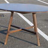 Table Ercol oval engraving