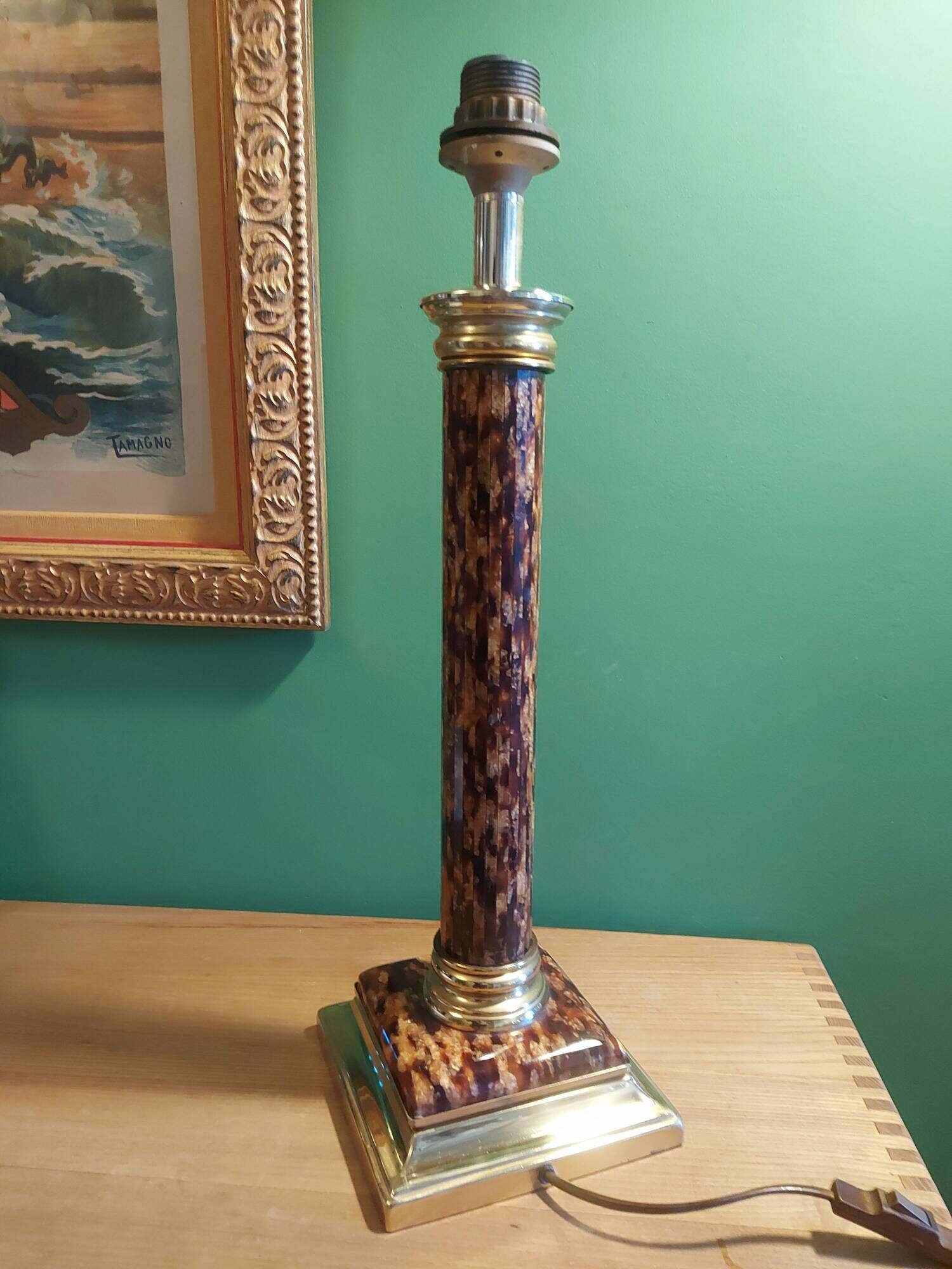 Lamp foot column tortoiseshell way of the house Le Dauphin