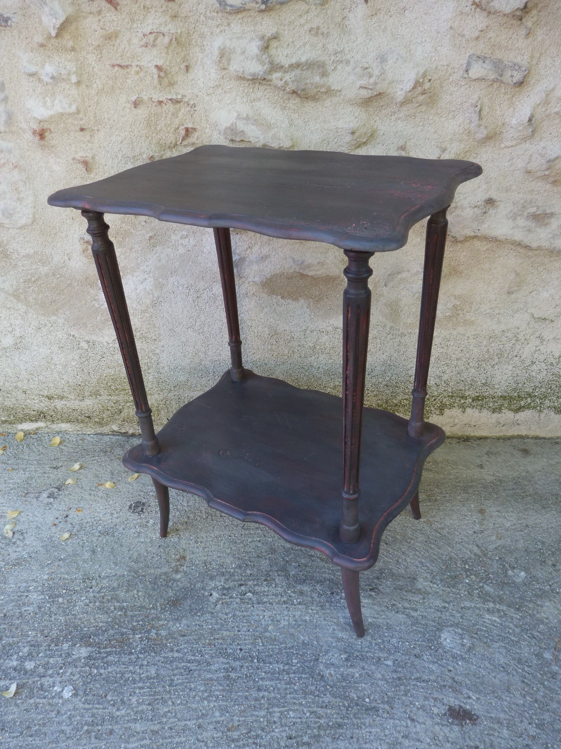 Patinated pedestal table