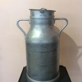 Bidon de lait ancien de 20 litres