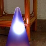 Lampe conique TeePee en verre bleu Sce, années 80