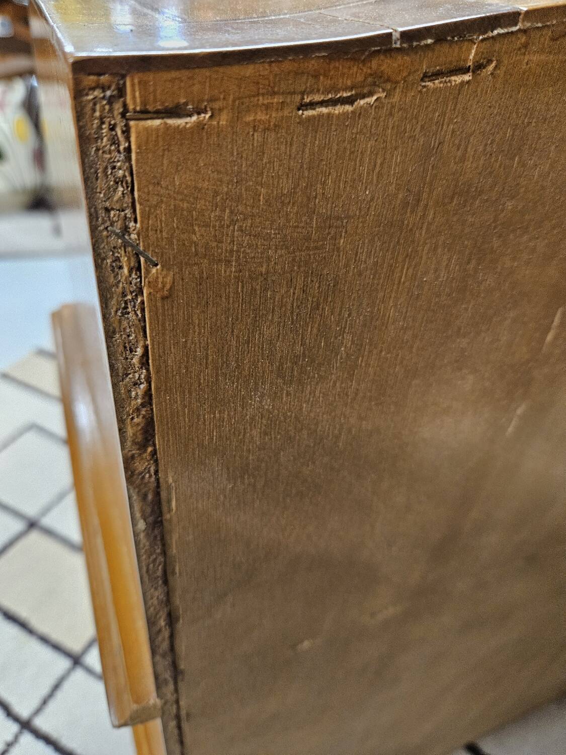 Scrétaire commode galbé marqueté