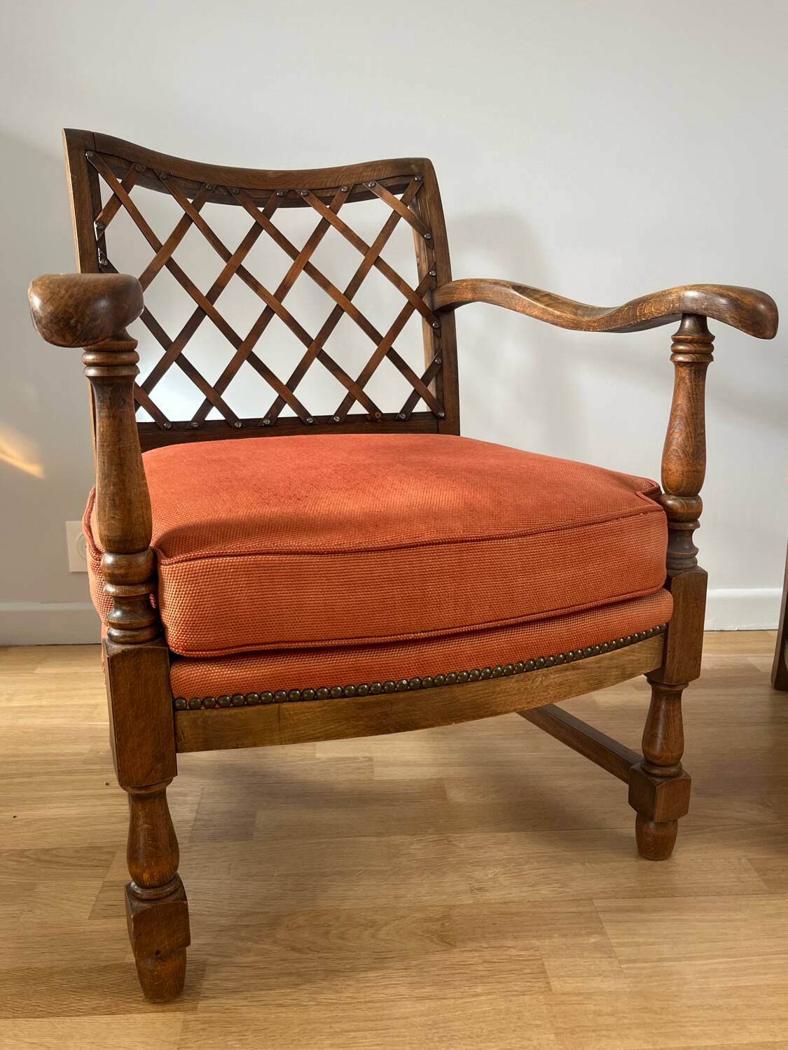 2 fauteuils vintage en bois et tissu