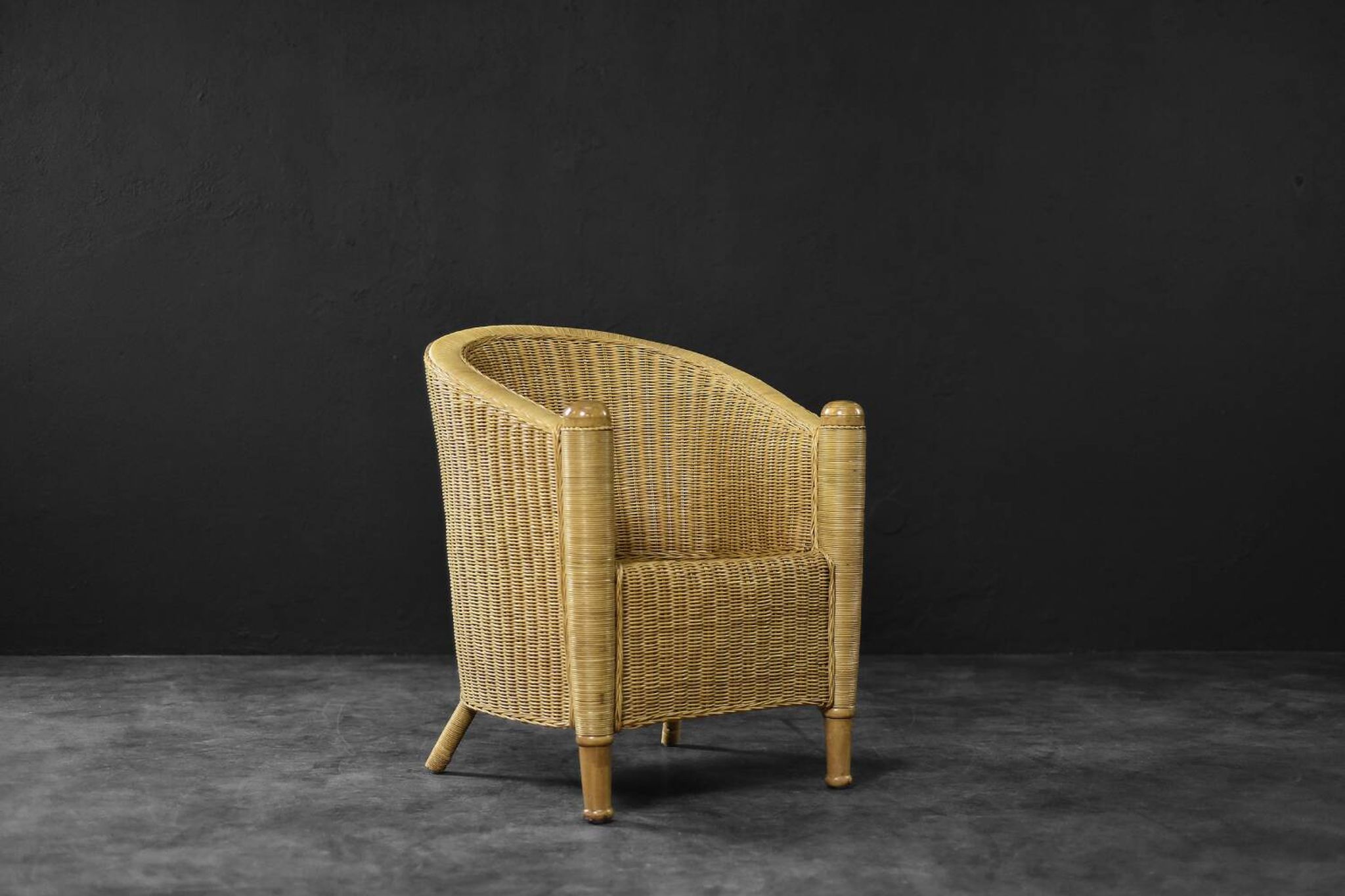 Vintage Mid-Century Italian Modern Boho Rattan Barrel Chair, 1970s