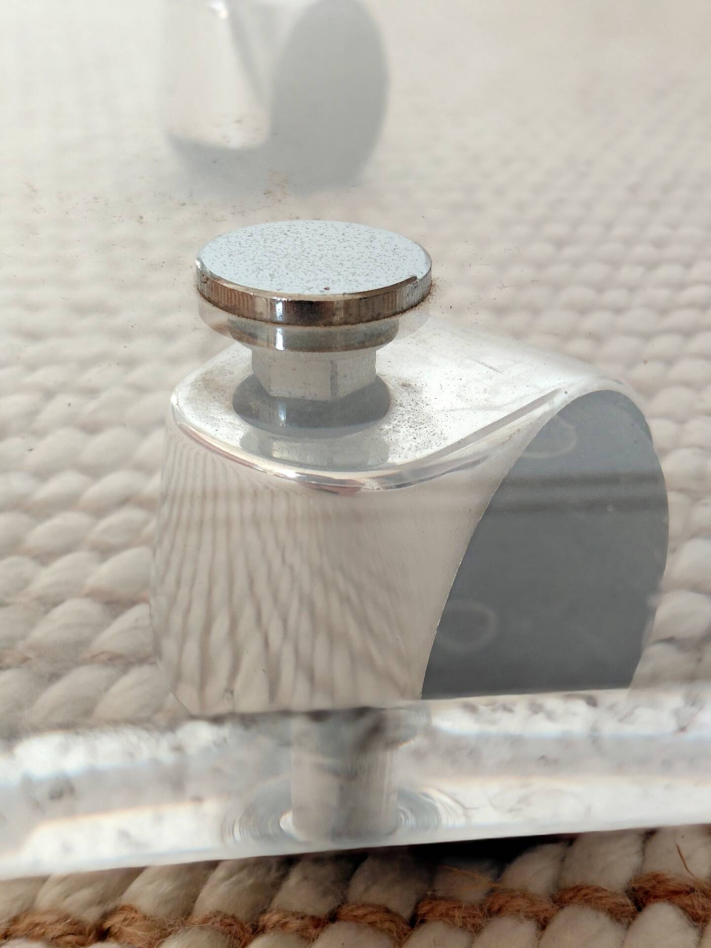 Design piece: David Lange side table in 15mm Altuglas - Circa 1980