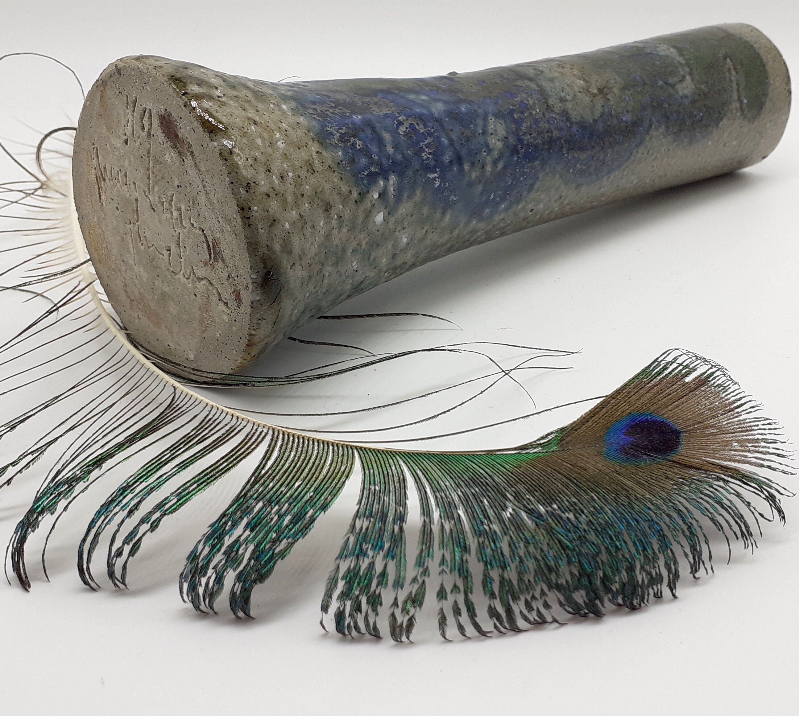 Stoneware single-flower vase