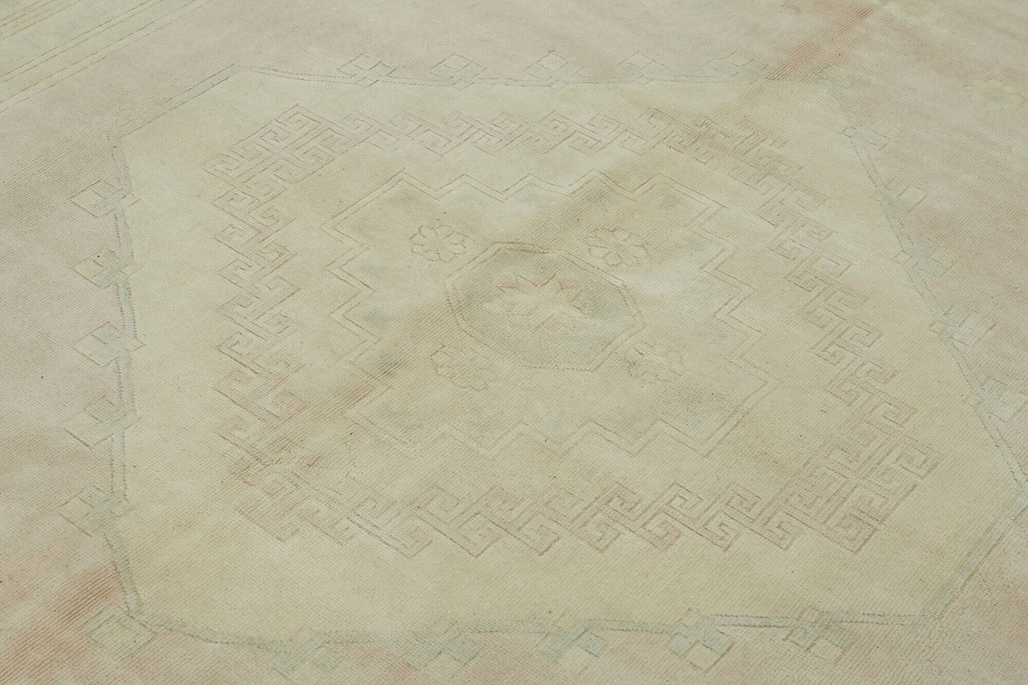 Turkish Vintage Anatolian Rug 218 cm x 294 cm