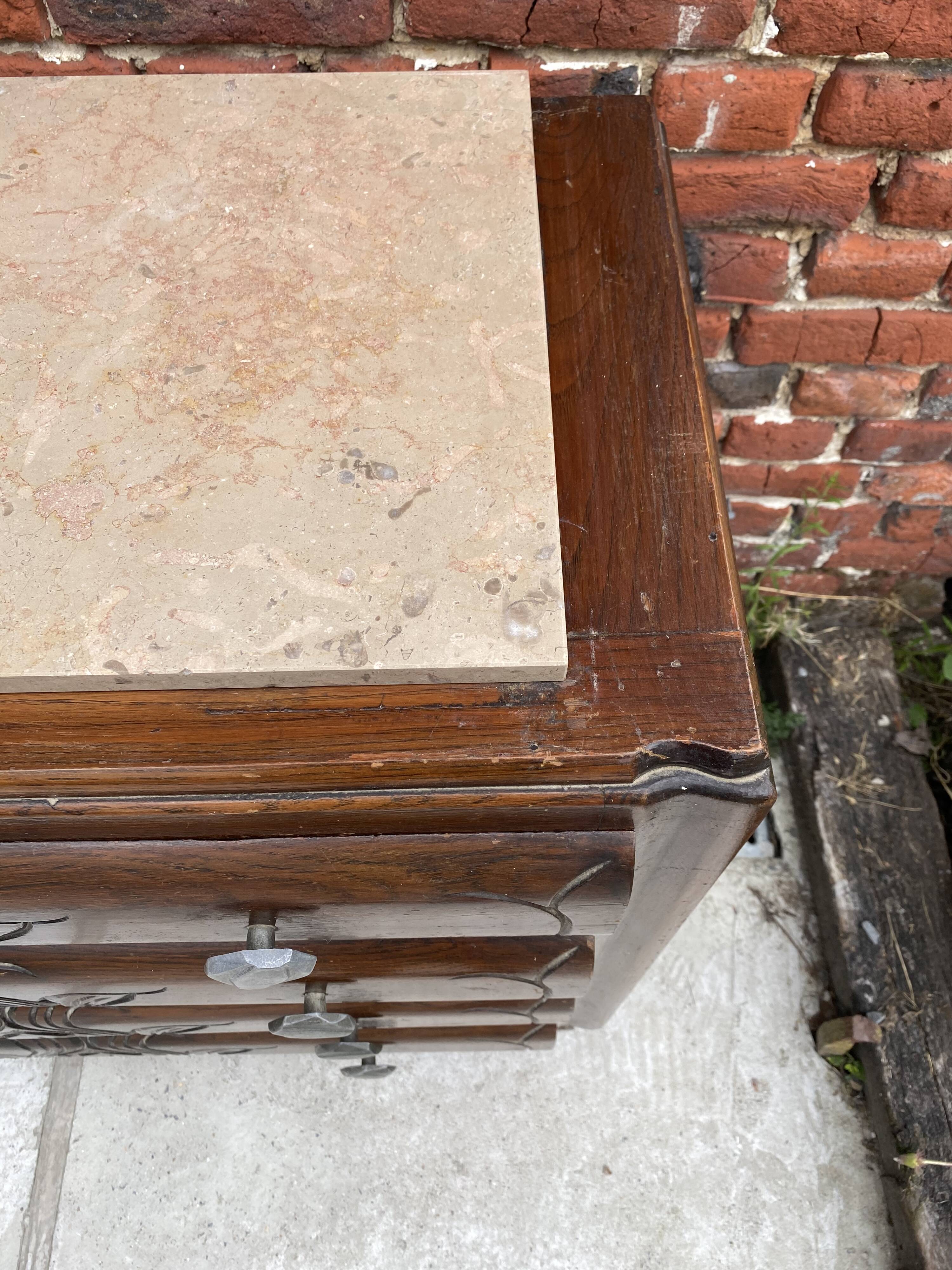 Dresser 30/40s pink marble