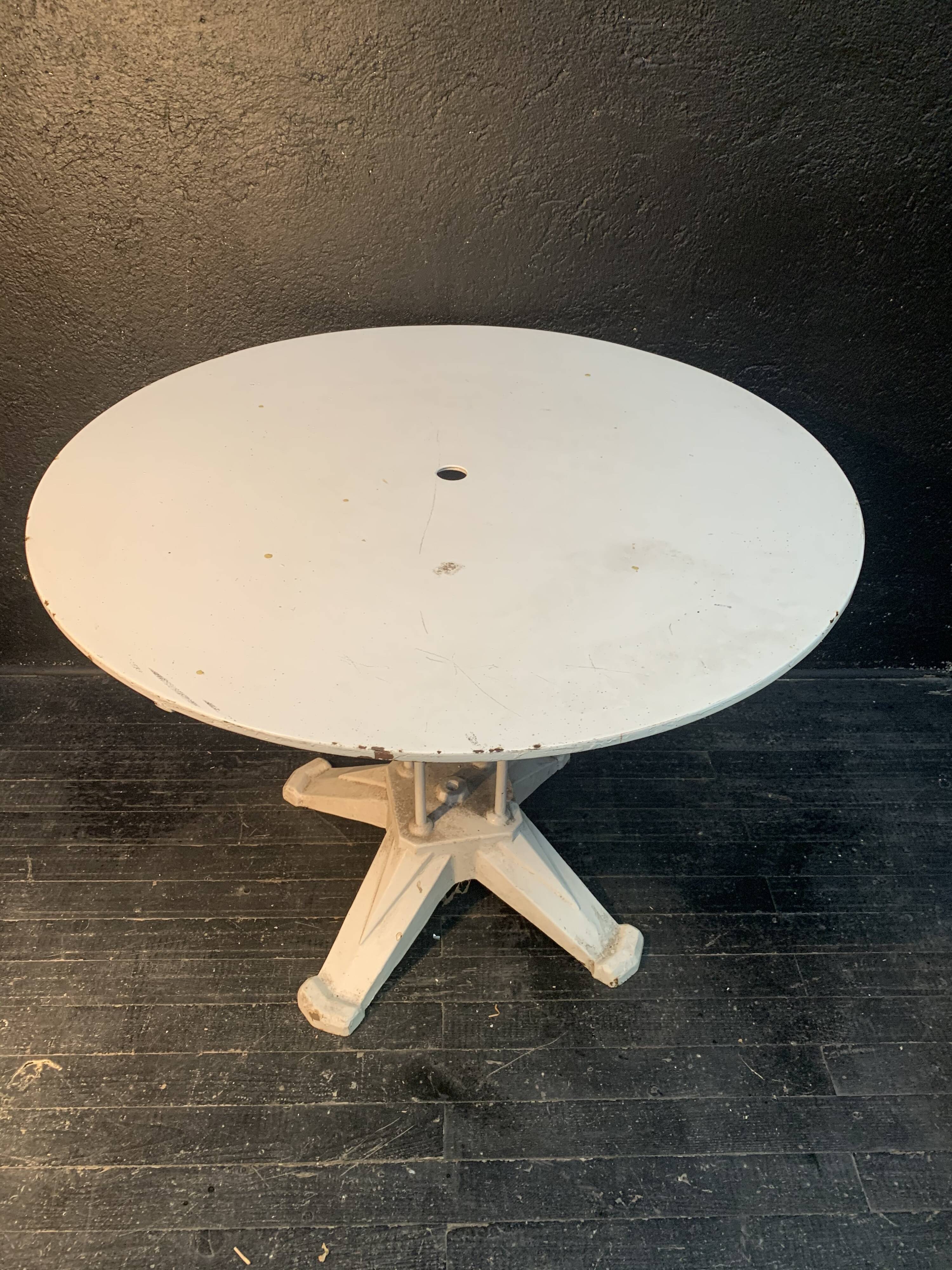 Outdoor table art deco garden furniture