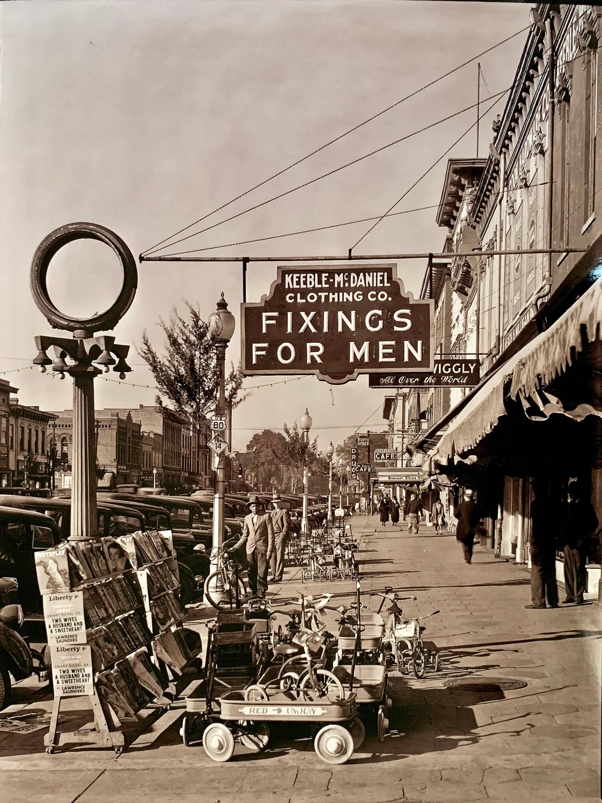 📸 Fine Art Photograph by Walker Evans – Street Scene, Selma, Alabama (1935)