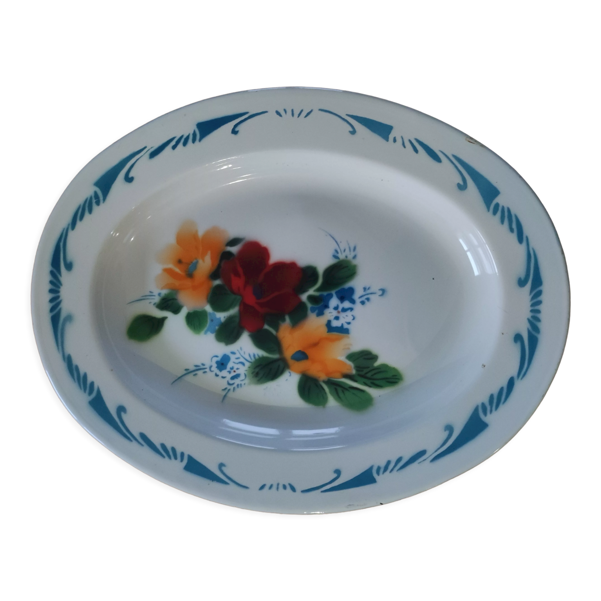 Enamelled metal dish