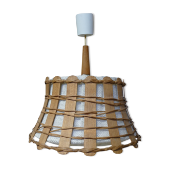 Scandinavian style pendant lamp