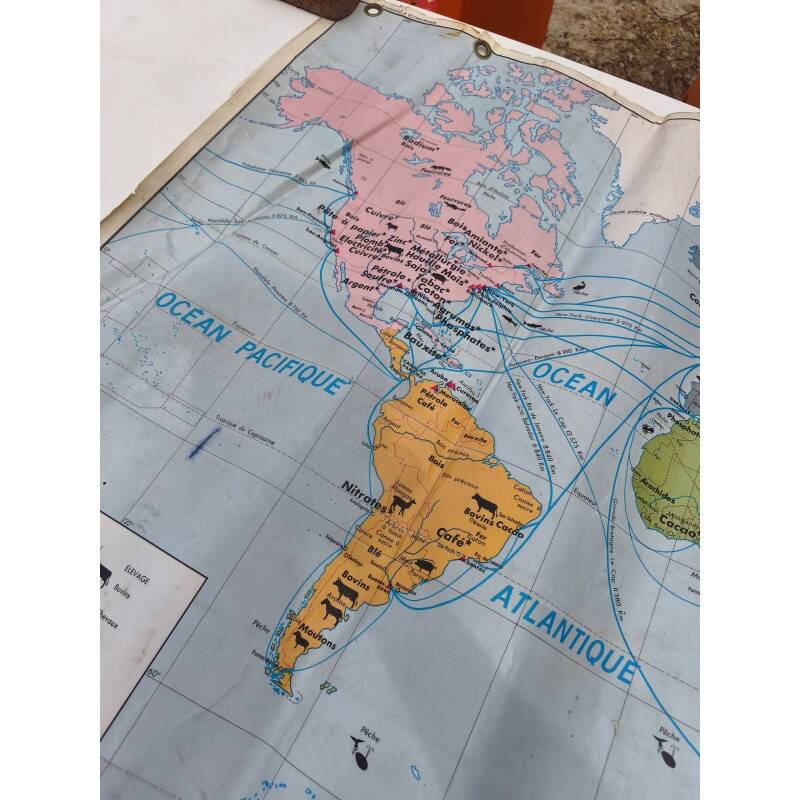 Laminated world map by P. Serryn 1972
