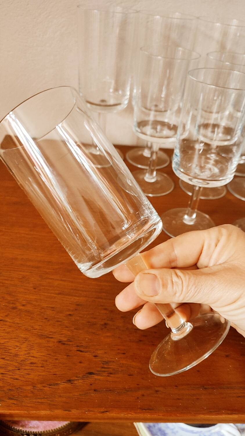 10 old cylindrical crystal glasses