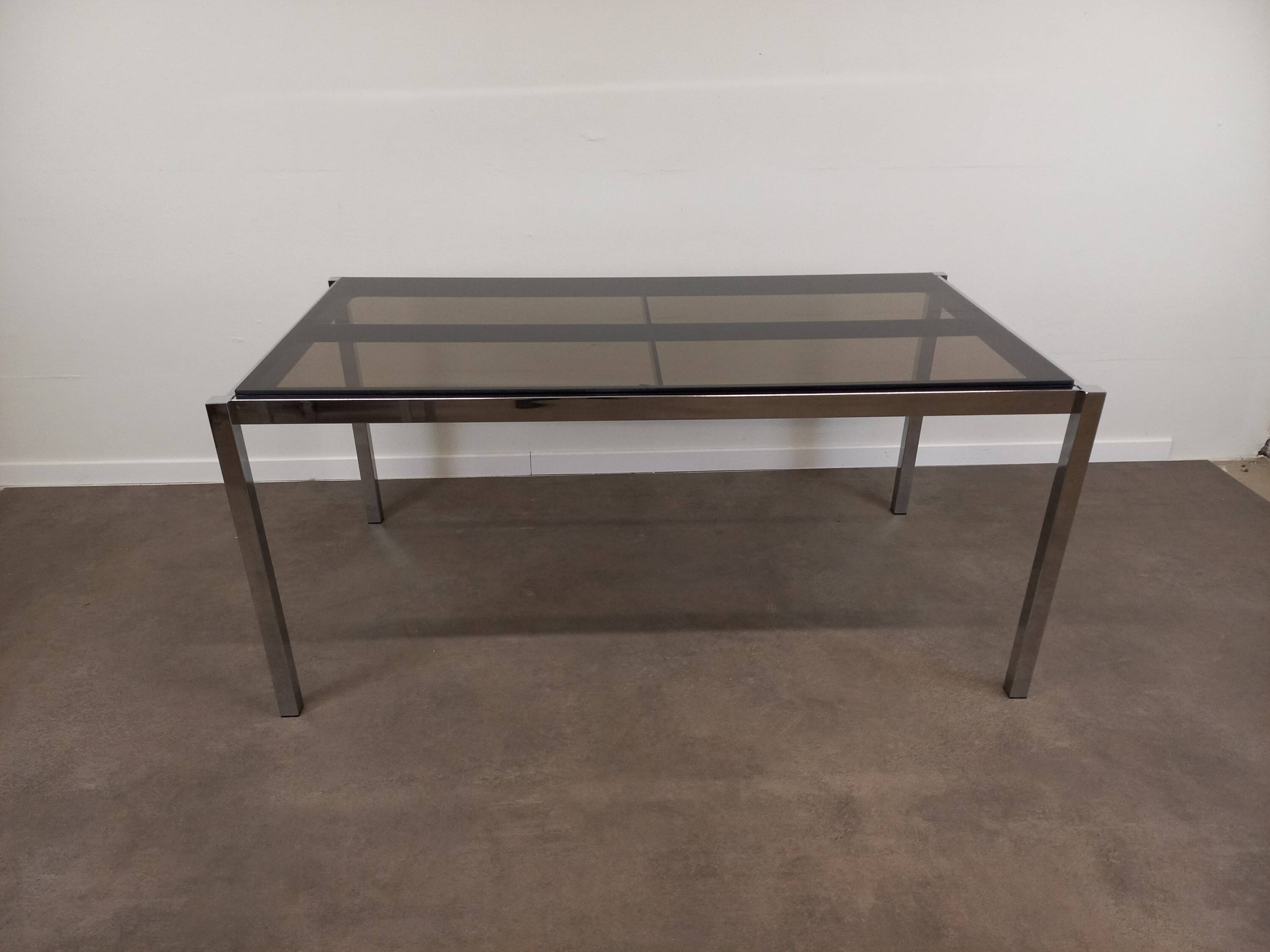 Table à manger verre et métal chromé 168 cm