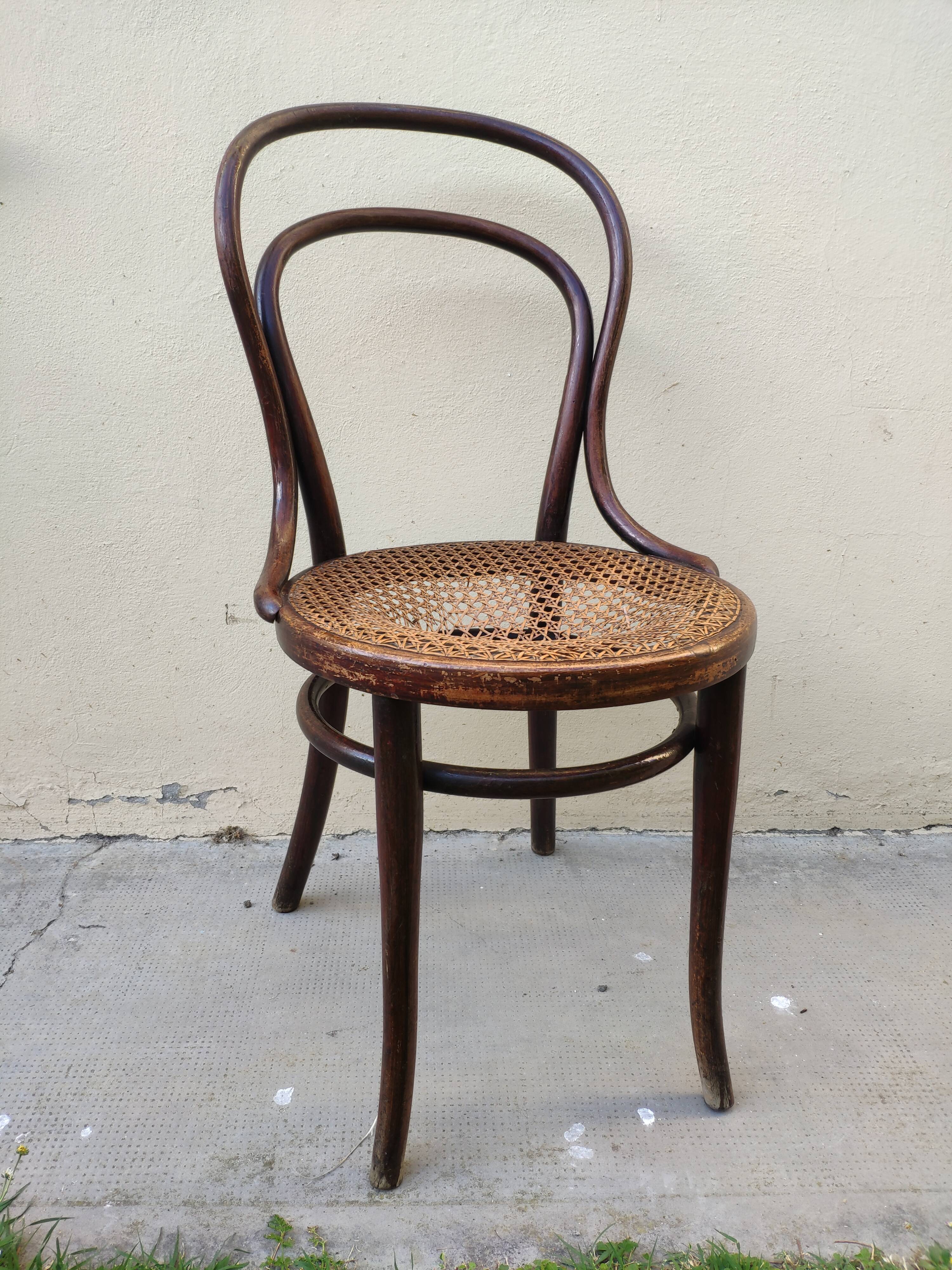 Thonet chair n°9 around 1888