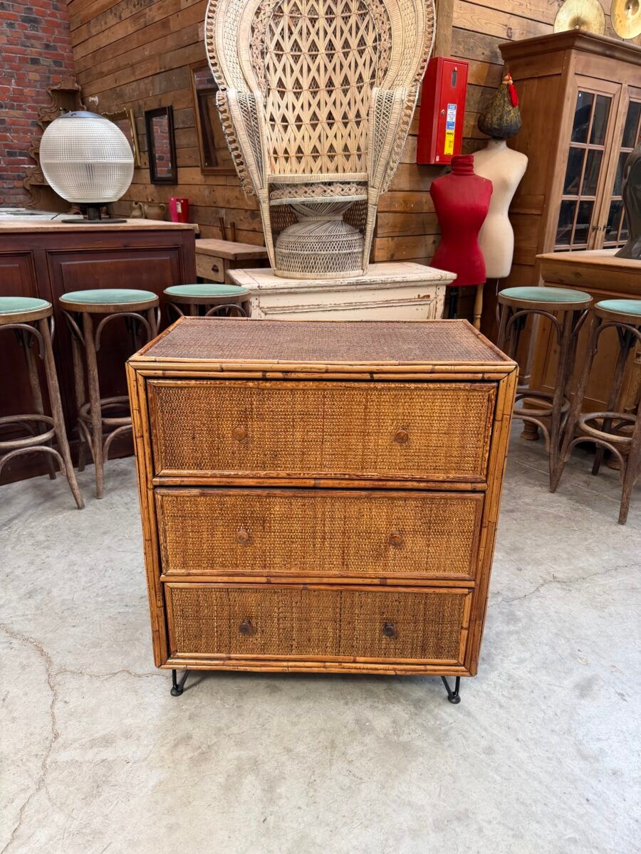Wicker and rattan chest of drawers from the 1960s