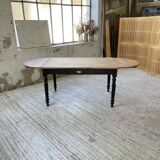 Oval pine farm table with 2m extensions