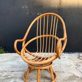 Rattan swivel chair