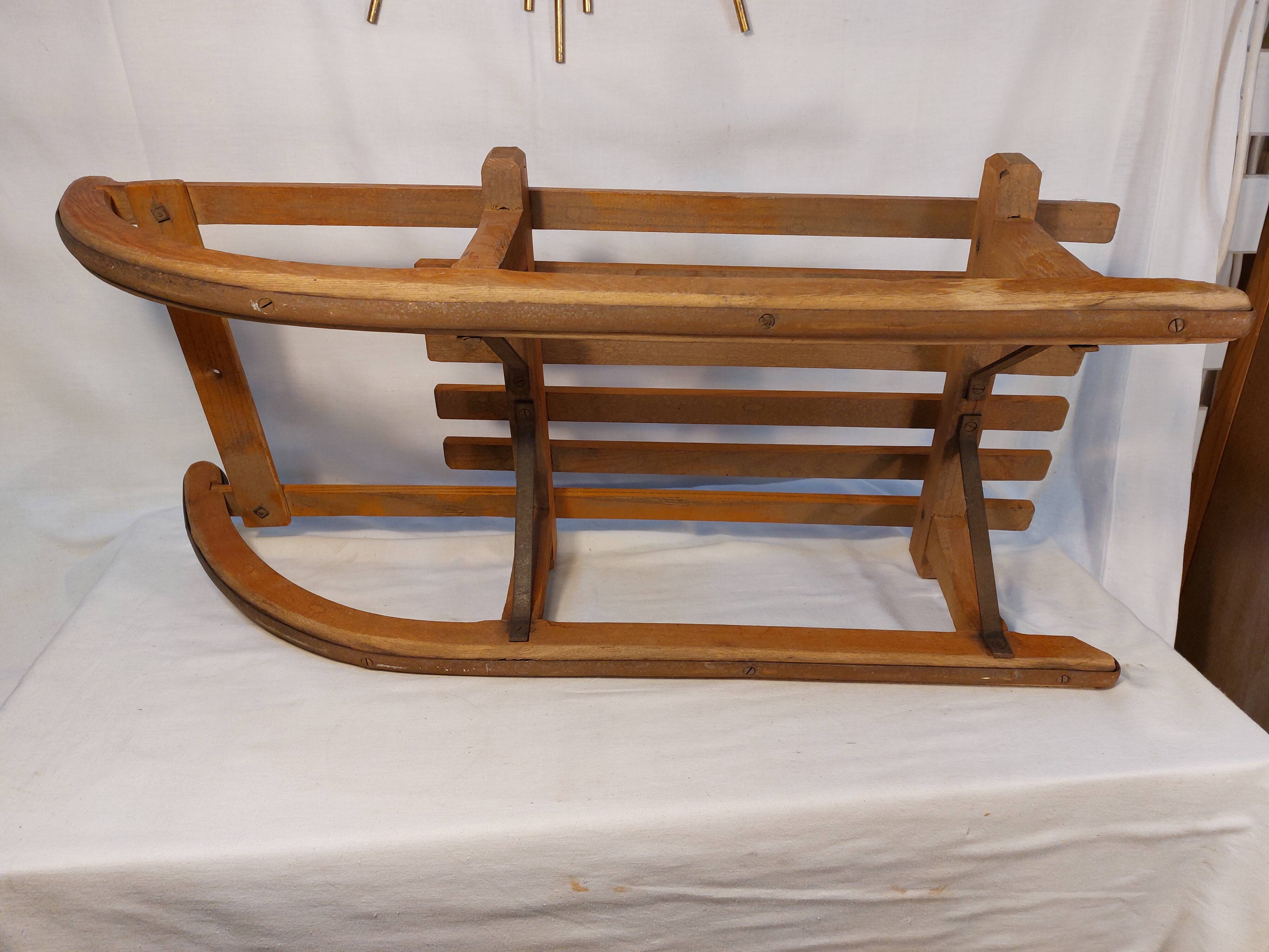 Vintage wooden and metal sled - 75 cm