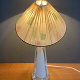 Lampe de table en verre blanc, années 60