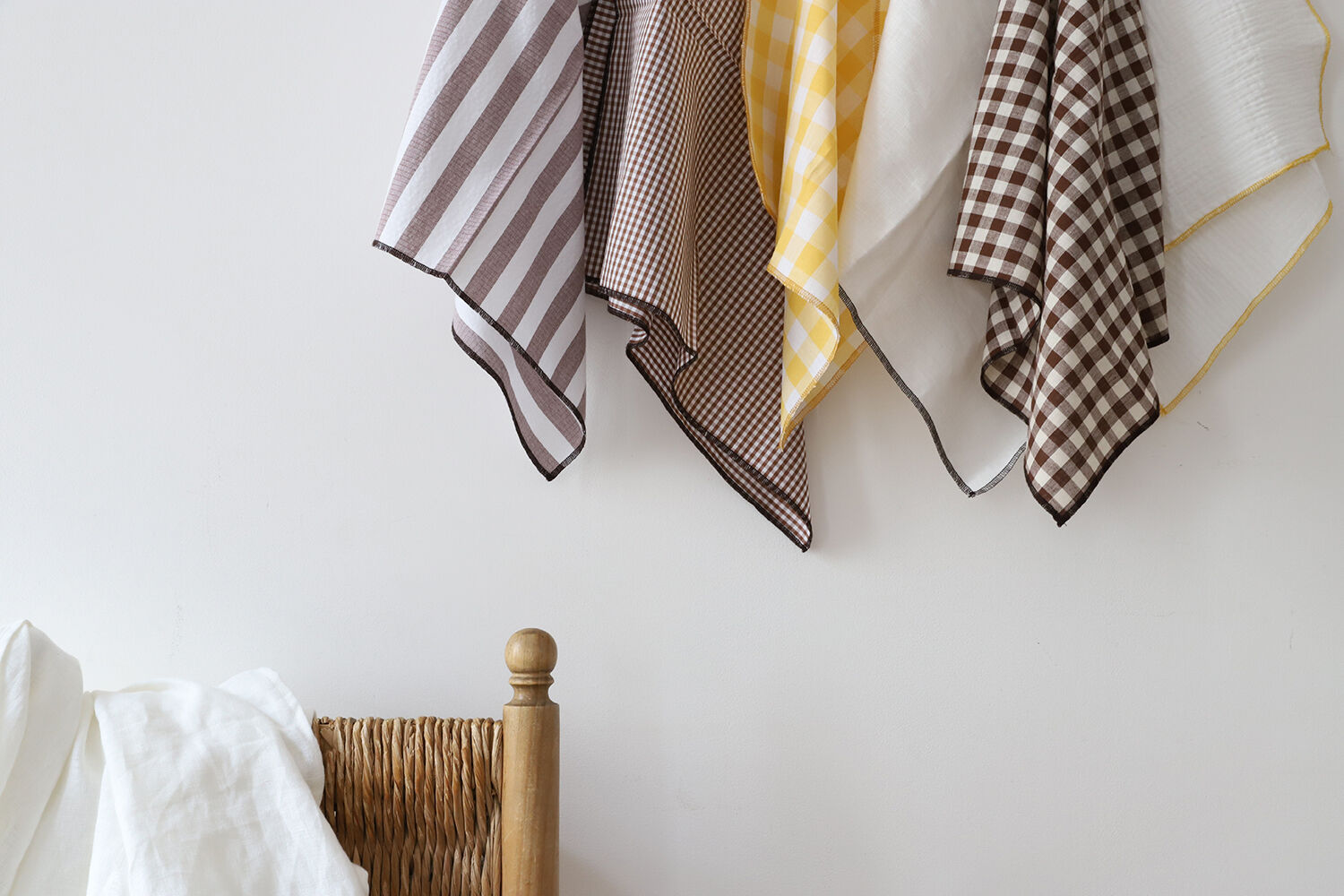 White upcycled cotton gas tablecloth and towels