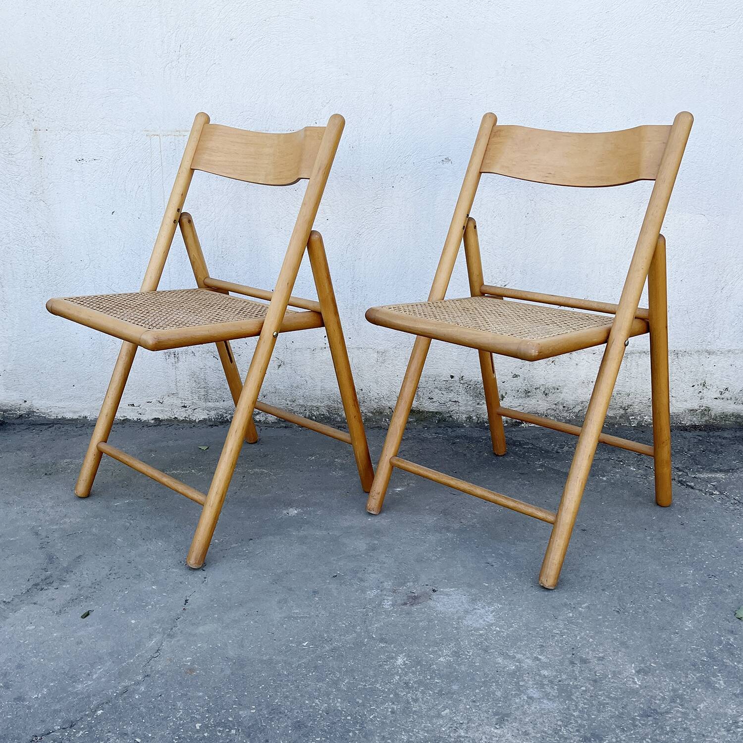 Paire de chaises pliante assise cannage