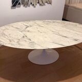 Oval table Eero Saarinen for Knoll