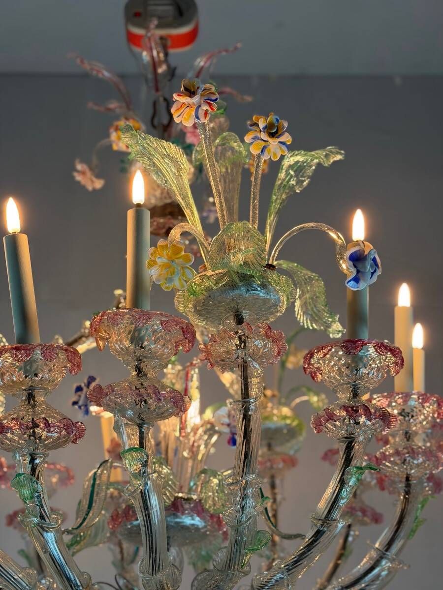 Large Venetian Rezzonico chandelier in multi-colored Murano glass, circa 1920
