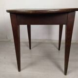Round farm table