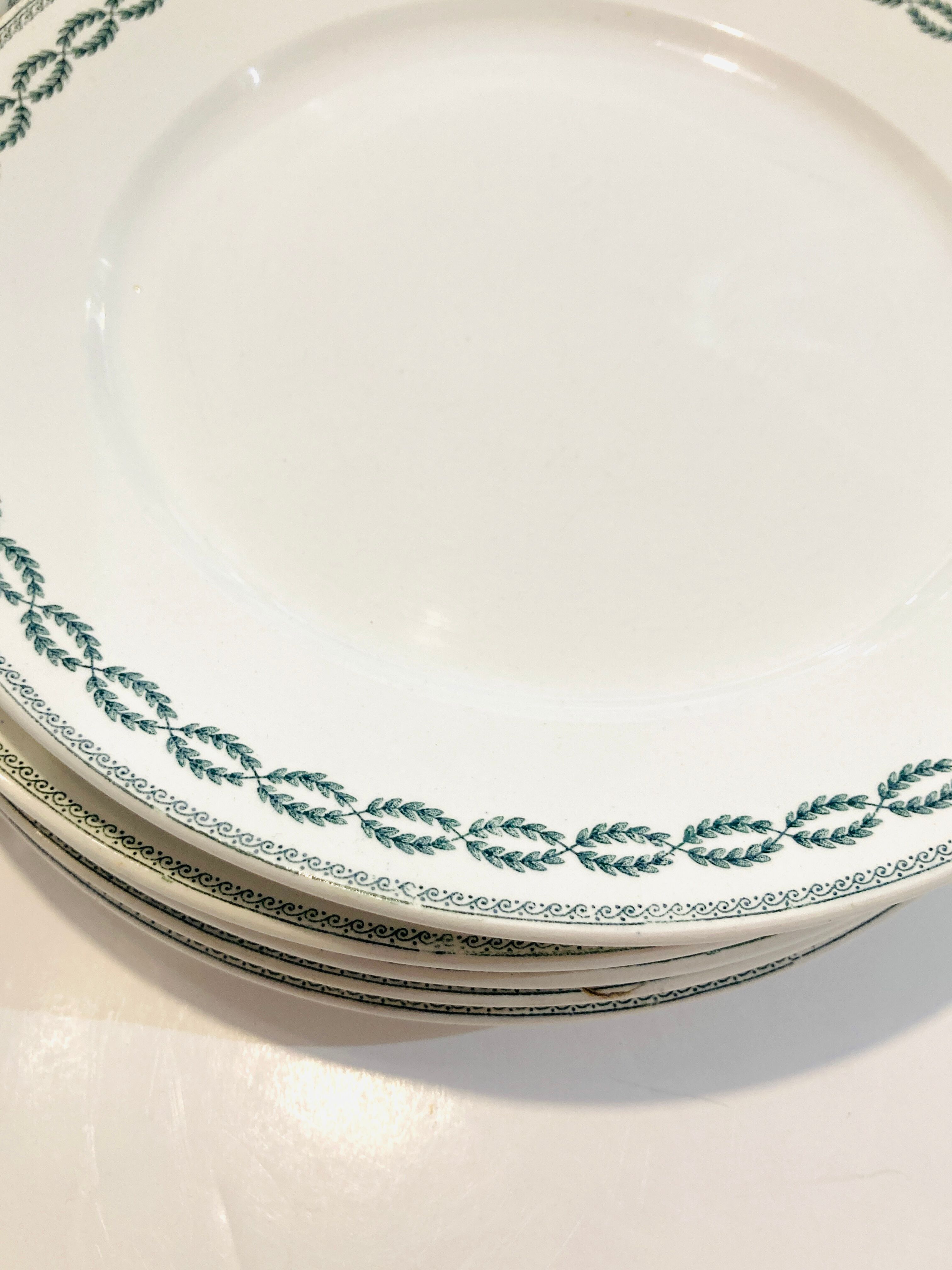 6 plates Sarreguemines Nobilis decoration crown