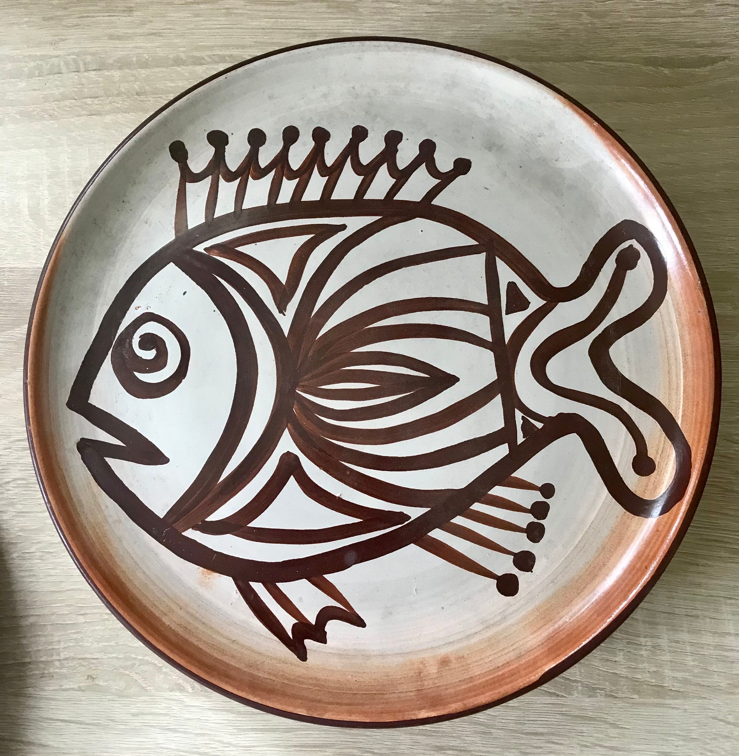 6 assiettes en grès Vallauris vintage