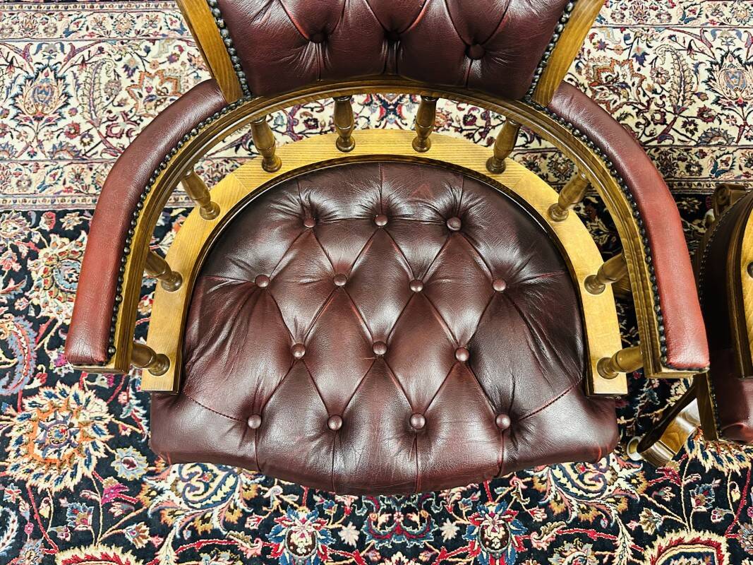 Set English Chesterfield Captain Chairs red Office chair