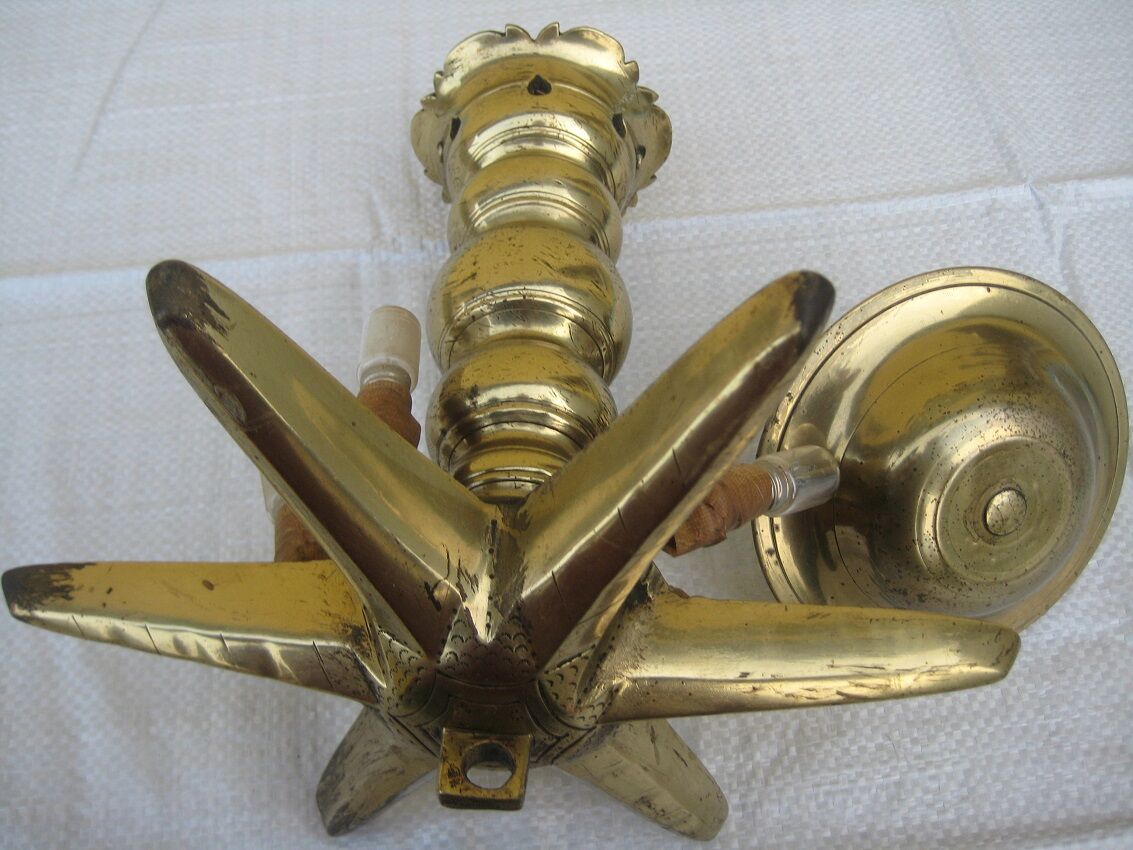 Original bronze sabat lamp
