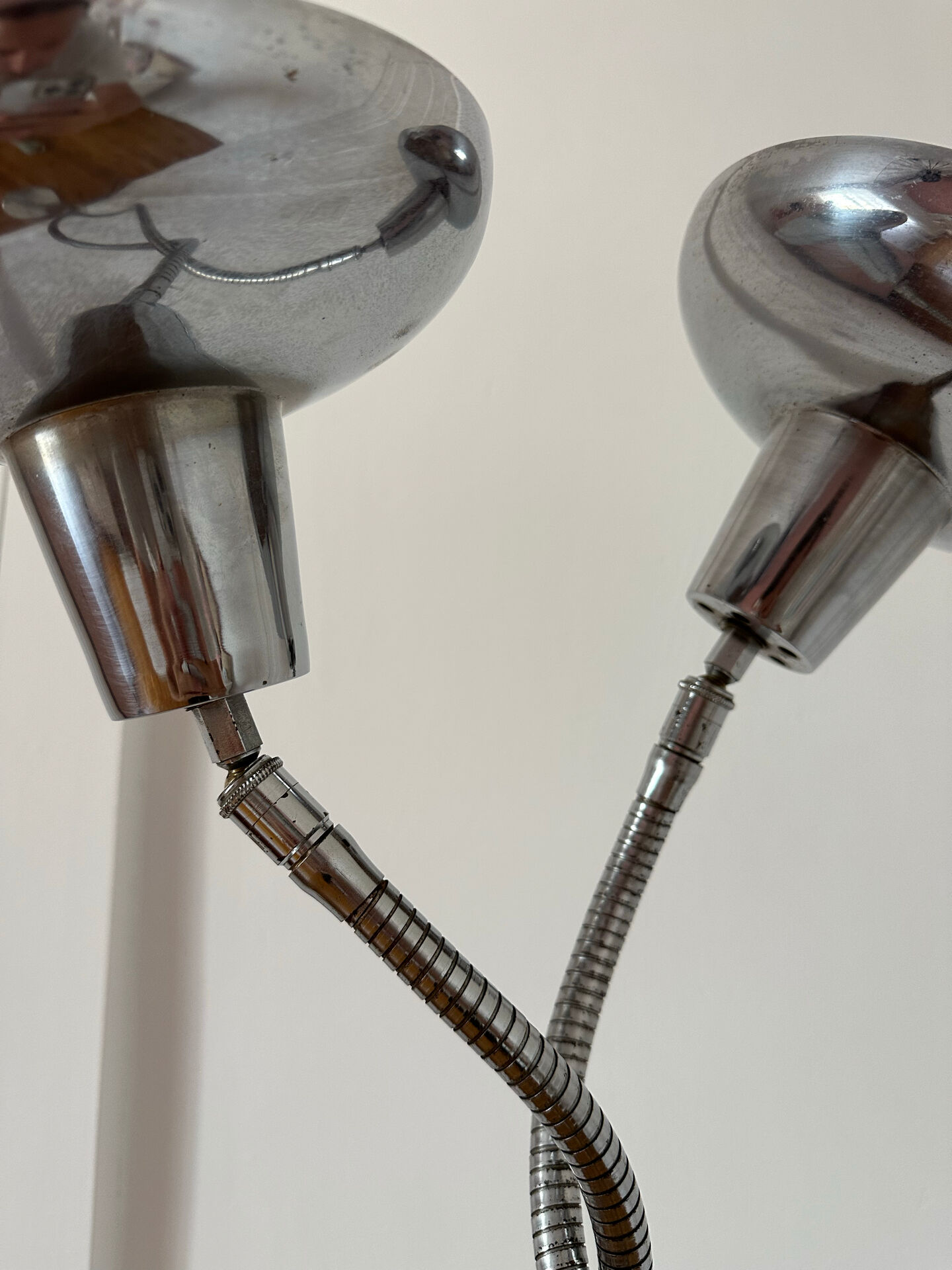 Design floor lamp with 2 flexible arms - vintage